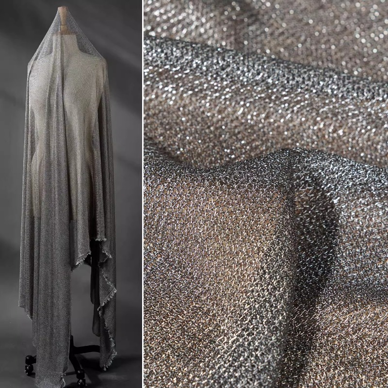 3D Printing On Fabric - قماش رمادي فاتح بخيوط معدنية، قابل