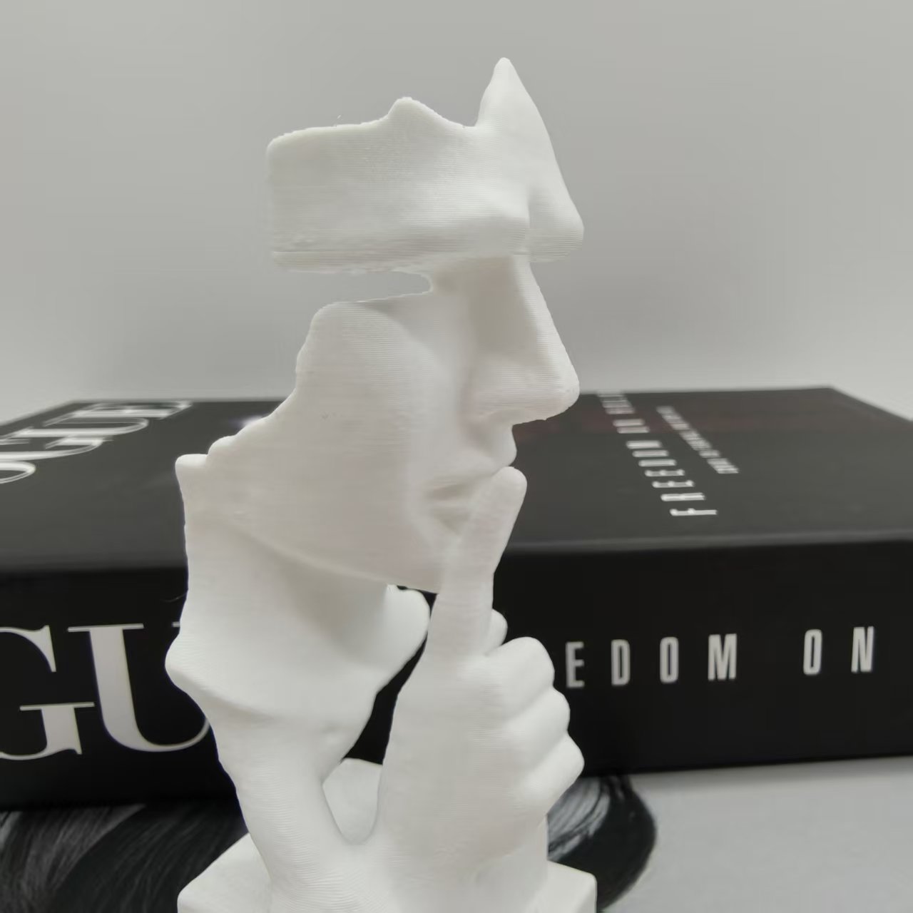 تمثال المفكر، الصمت هو تمثال ف - مراجعة 3D Printing Mockup وسعره