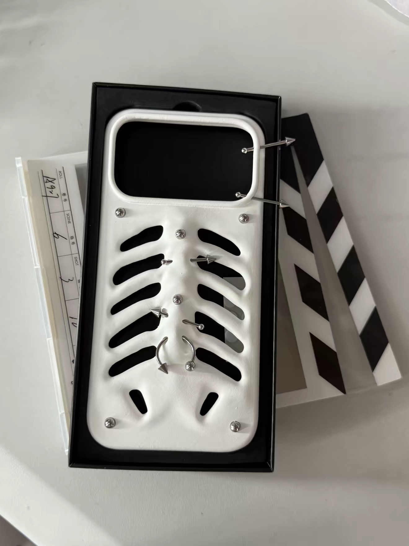 غطاء هاتف PINKDEVIL الأصلي بتص - مراجعة 3D Printing Iphone وسعره